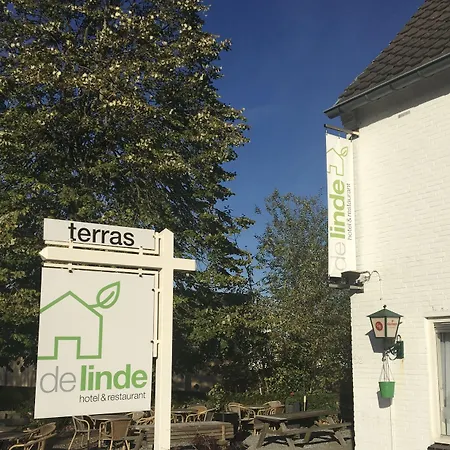 Hotel De Linde 3*