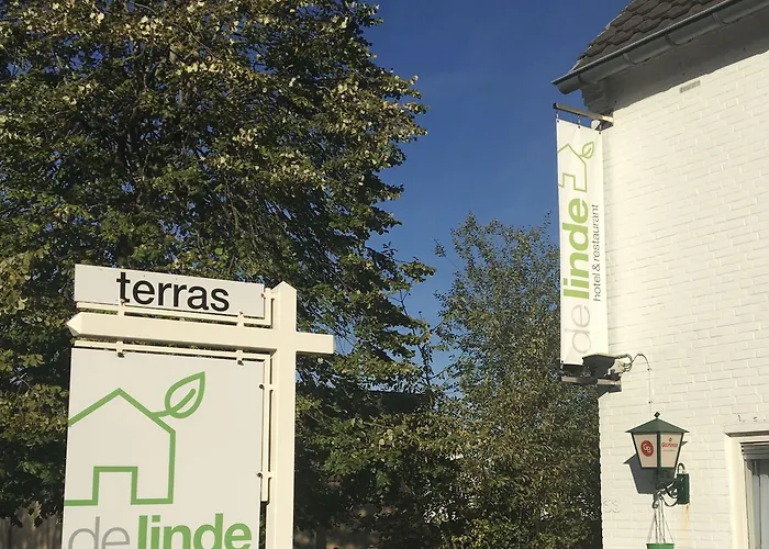 Hotel De Linde 3*