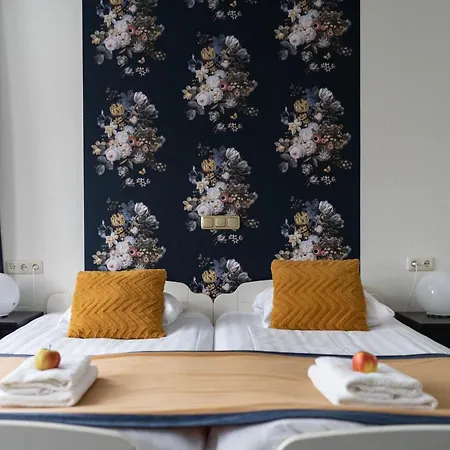 Hotel De Linde 3*